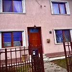 Dodi House