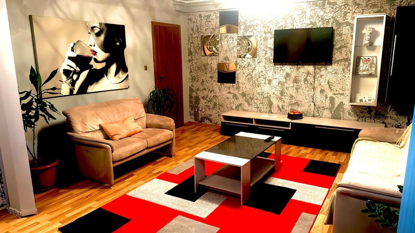 Dodi House Vilă *