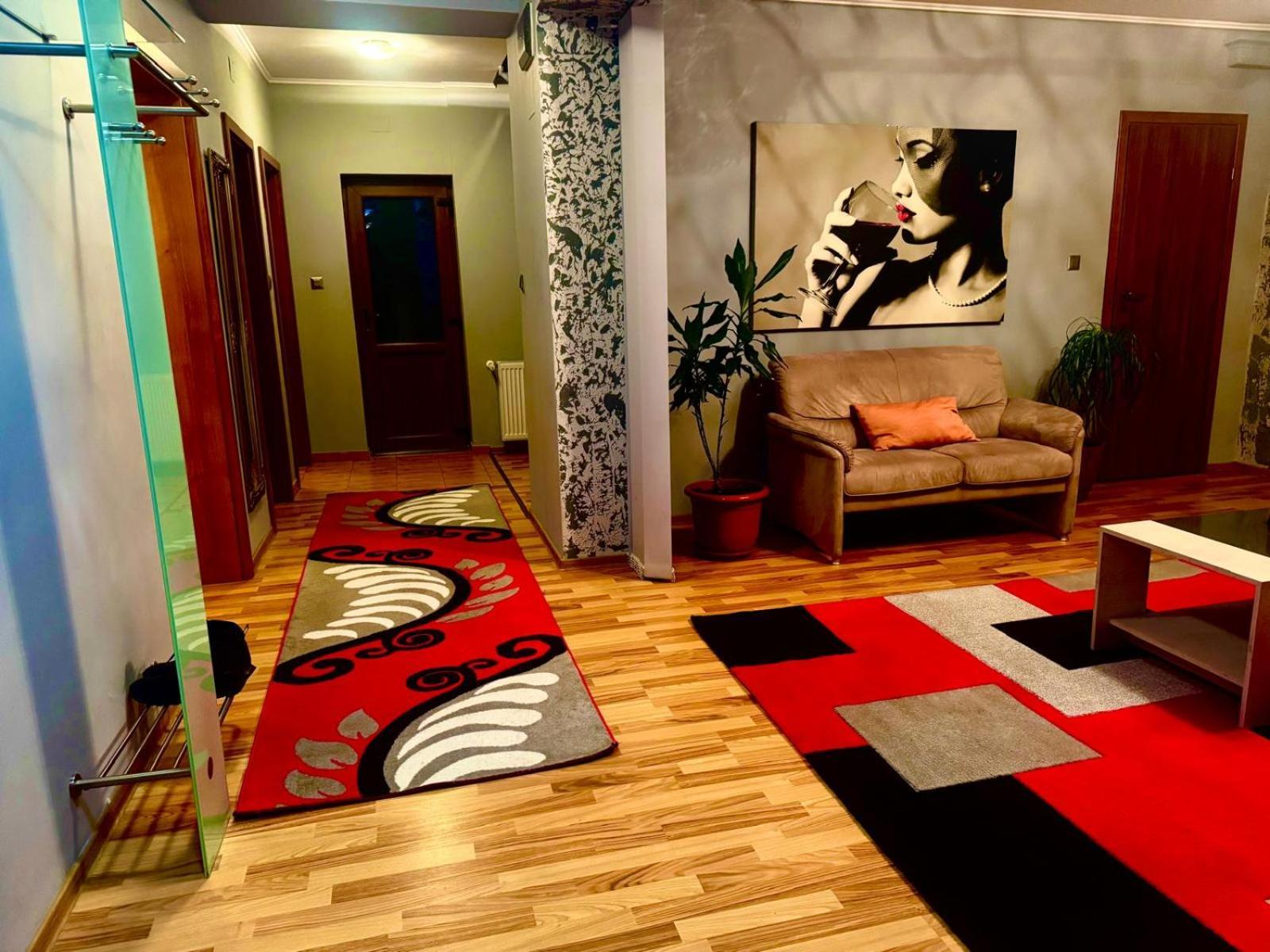 Dodi House Vilă *